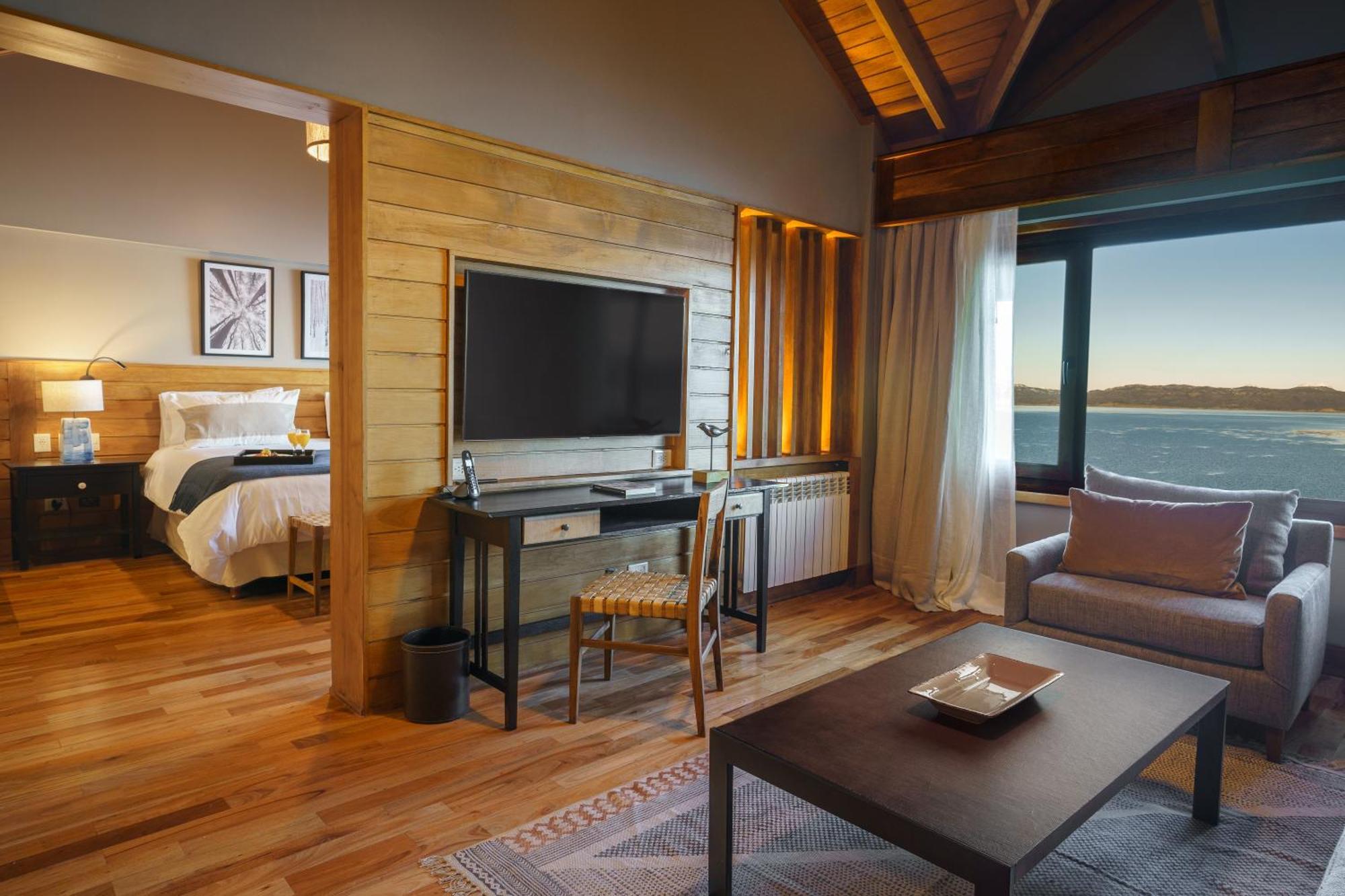 Los Cauquenes Resort + Spa + Experiences Ushuaia Exterior photo
